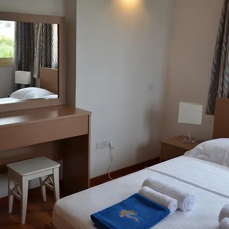 Villa Anthorina 8 *