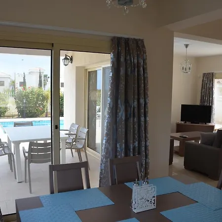 Anthorina 8 Villa *